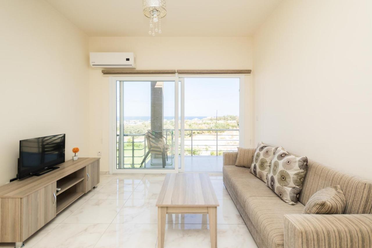 Spacious Two-Bedroom Apartment In Amazing Residence Escape Homes Kyrenia  Luaran gambar